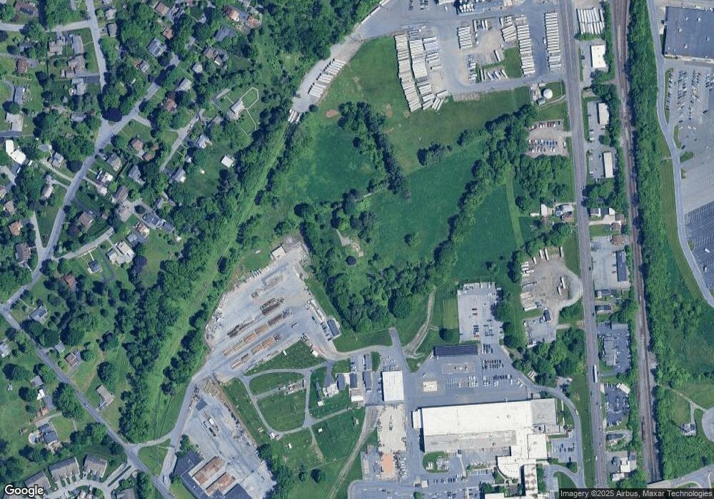 140 Lincoln Ave, Reading, PA 19605 - photo 1