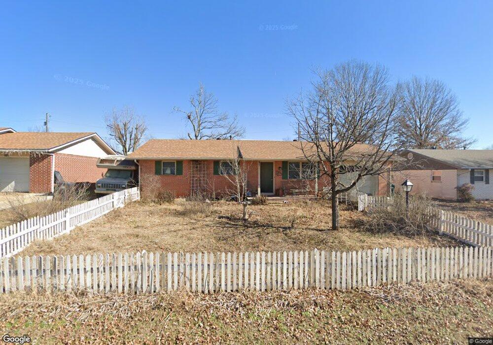 1819 Craig Cir, Rogers, AR 72758 - photo 1