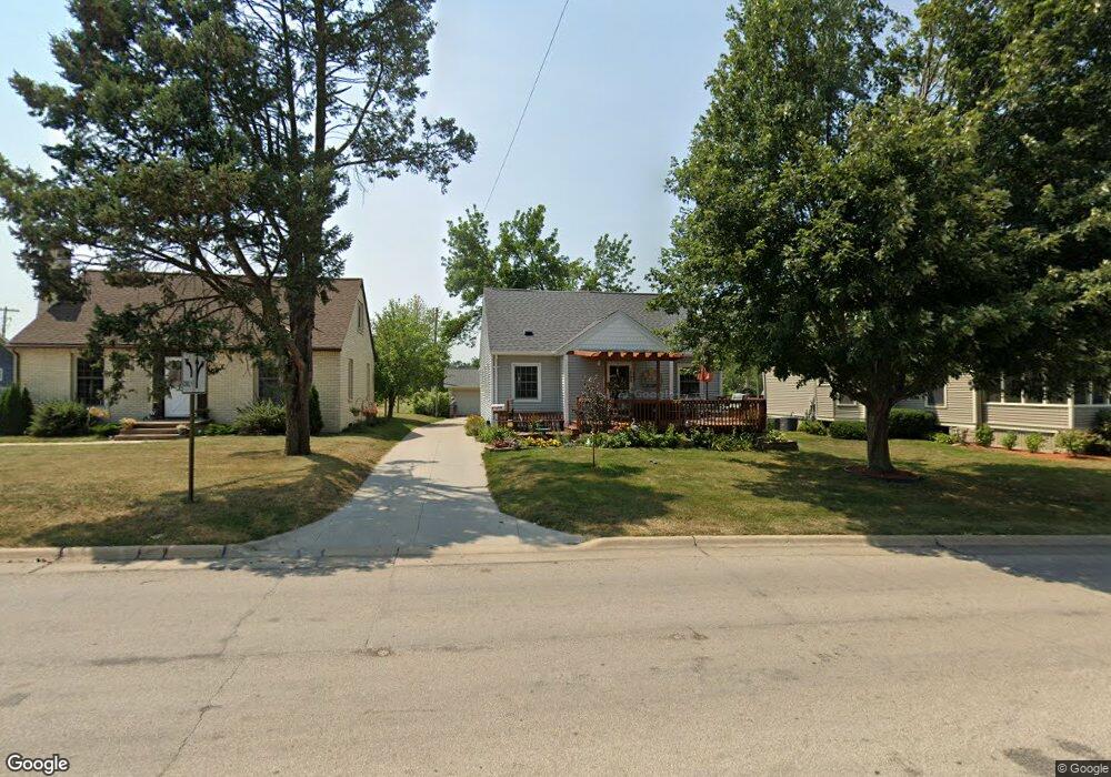 116 18th St NW, Cedar Rapids, IA 52405 - photo 1