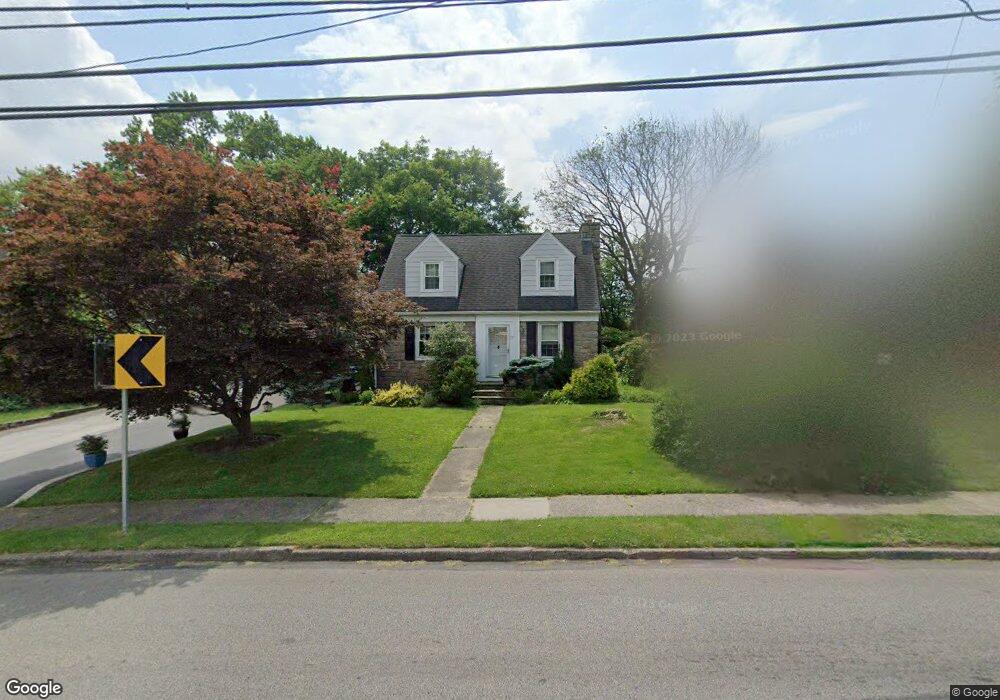 32 Providence Rd, Morton, PA 19070 - photo 1