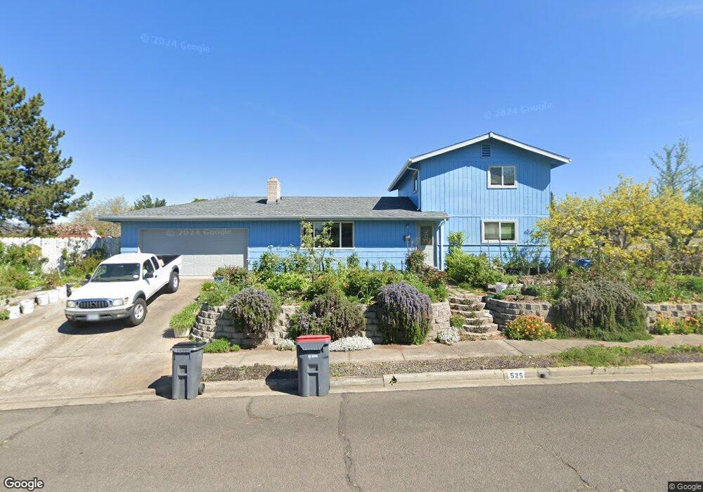 525 Kings Ct, Central Point, OR 97502 - photo 1