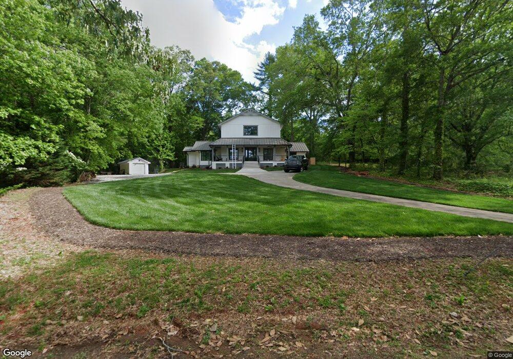 324 Amilee Graves Cir, Clarkesville, GA 30523 - photo 1