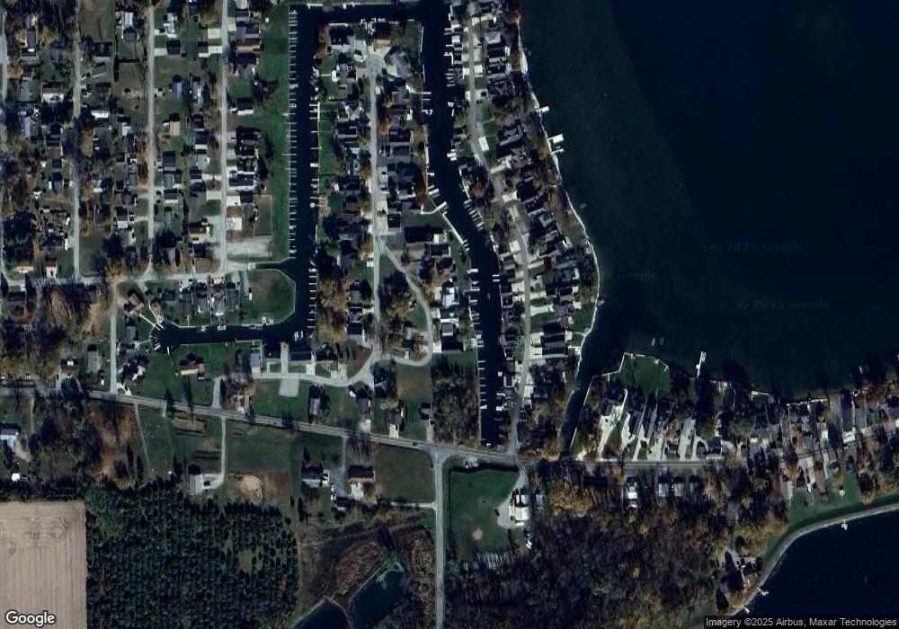 9842 N Majestic Way, Syracuse, IN 46567 - photo 1