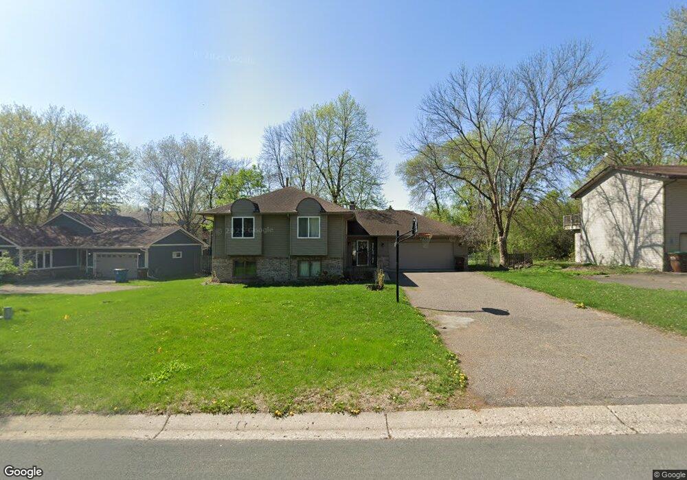 5275 Clayton Dr, Maple Plain, MN 55359 - photo 1