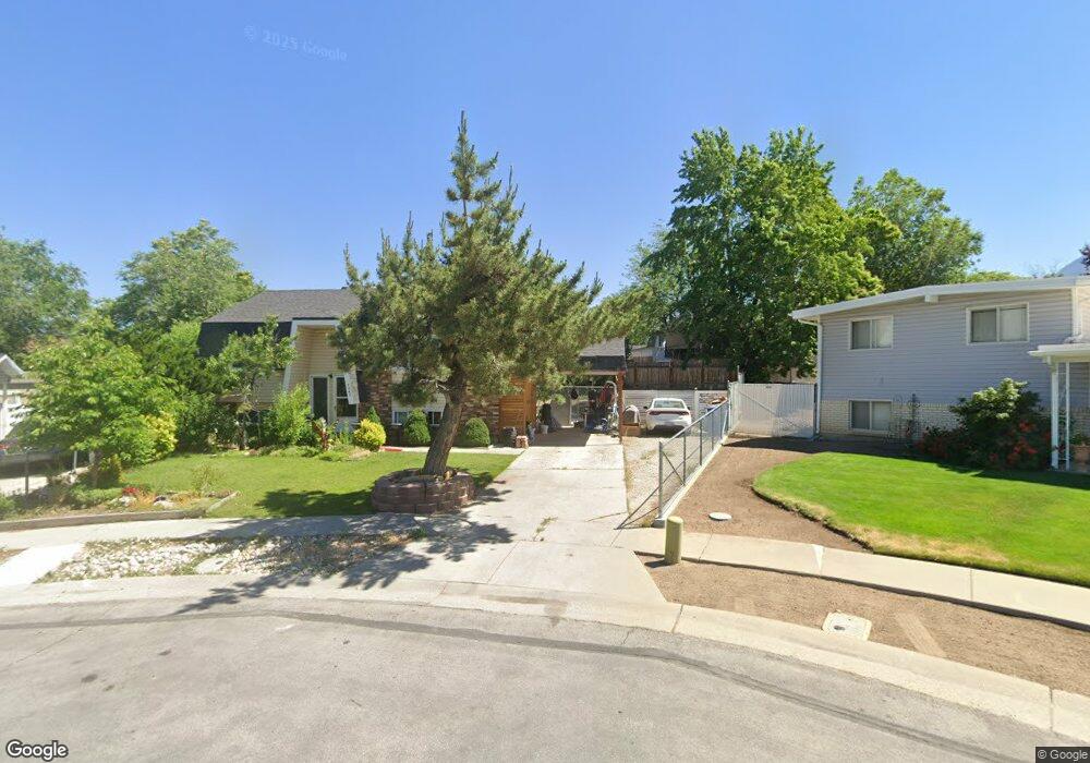 1545 Fireside Cir, Sandy, UT 84093 - photo 1