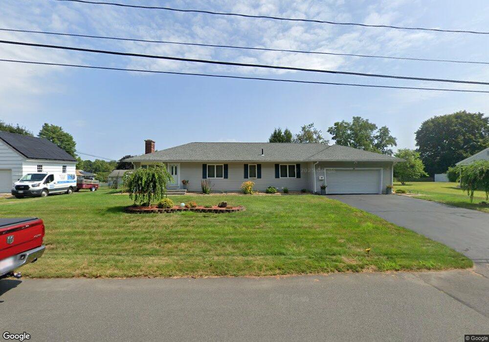 35 Paulding Rd, Ludlow, MA 01056 - photo 1