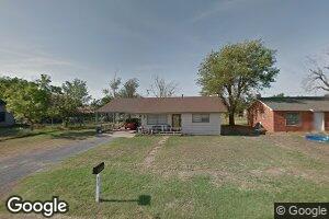 317 W Versa St, Hollis, OK 73550