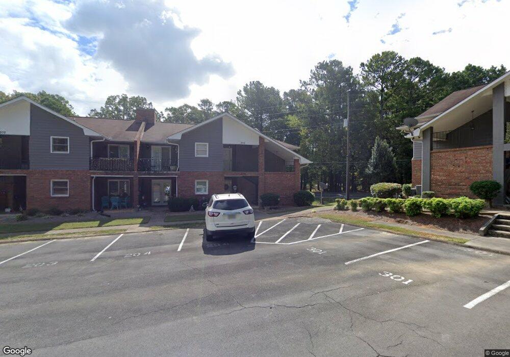 204 Montclair Dr, Calhoun, GA 30701 - photo 1