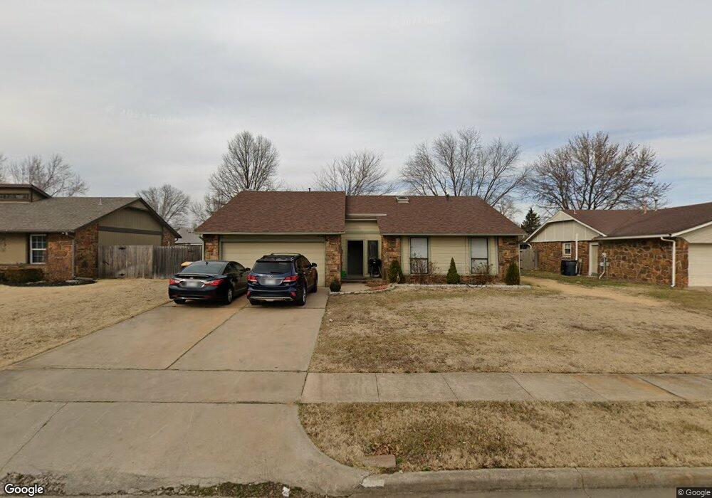 2835 W 115th Place S, Jenks, OK 74037 - photo 1