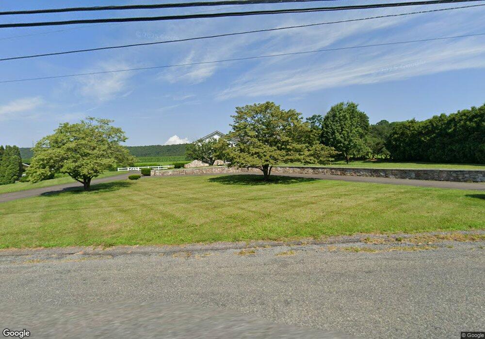 933 Valley Rd, Tamaqua, PA 18252 - photo 1