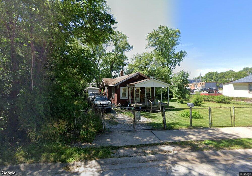 661 W 39th Place, Gary, IN 46408 - photo 1