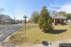 114 Oak St, Claxton, GA 30417