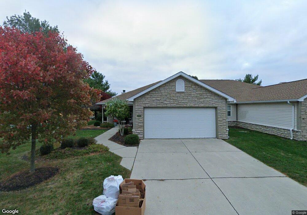 1608 Madison Place unit 4, Wapakoneta, OH 45895 - photo 1