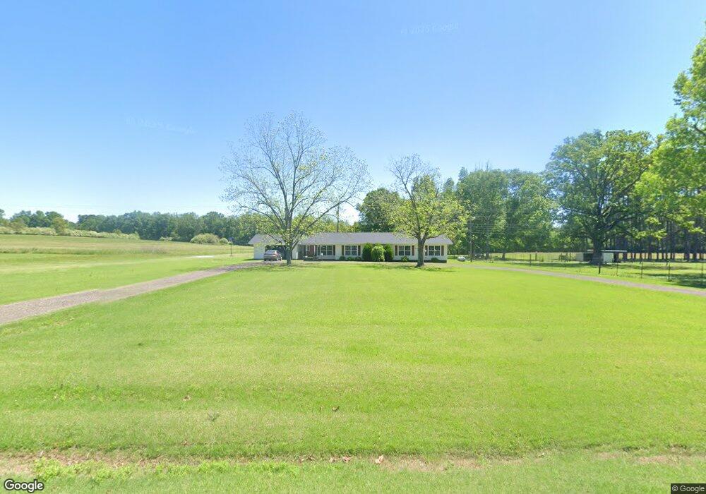 932 Freedom Rd, Laurel, MS 39443 - photo 1