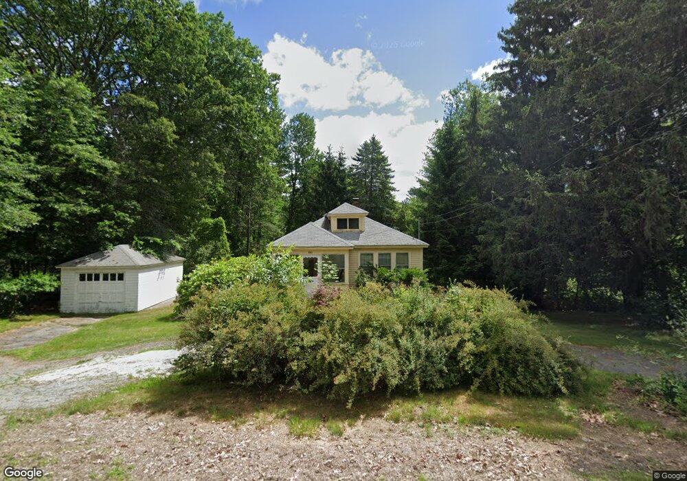 663 Hildreth St, Dracut, MA 01826 - photo 1