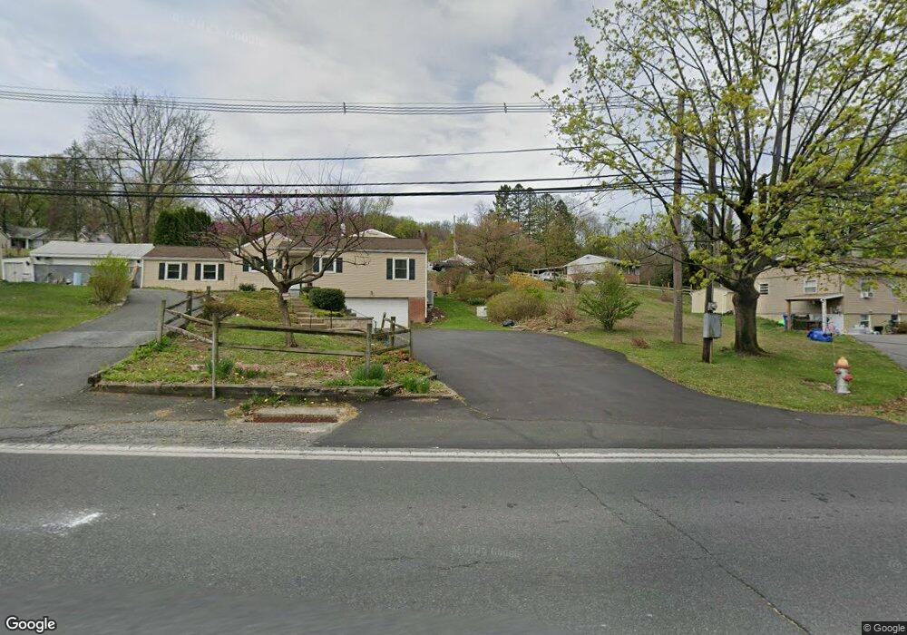 504 Spring Valley Rd, Reading, PA 19604 - photo 1