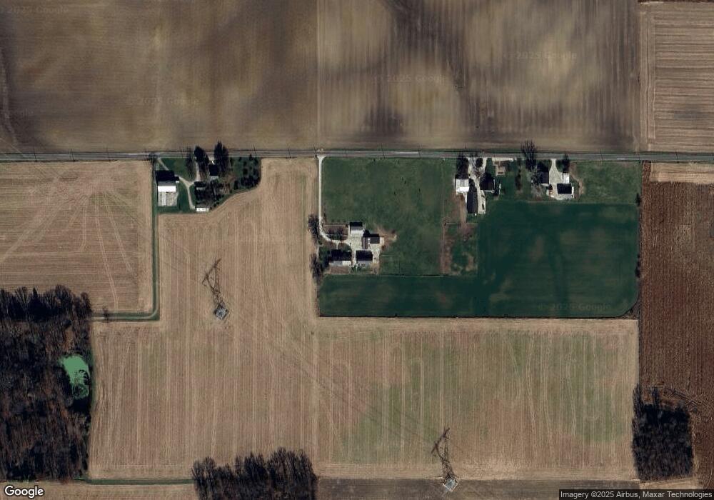 504 E 400 S, Berne, IN 46711 - photo 1