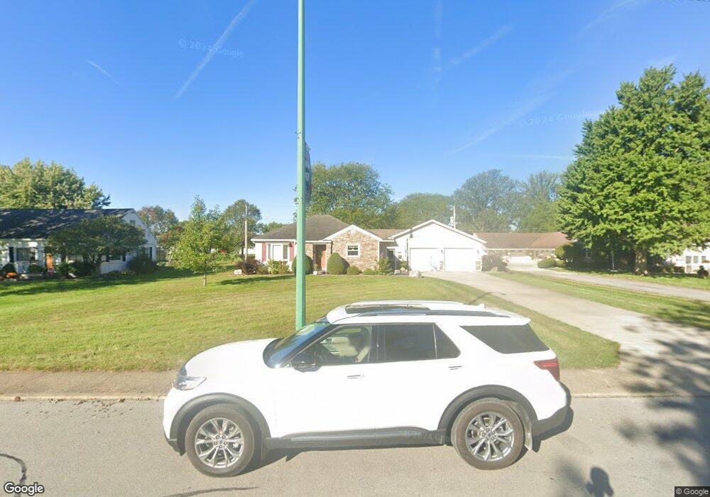 513 S Wentz St, Wapakoneta, OH 45895 - photo 1