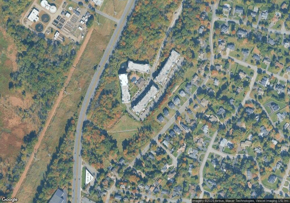 4210 Pointe Gate Dr, Livingston, NJ 07039 - photo 1