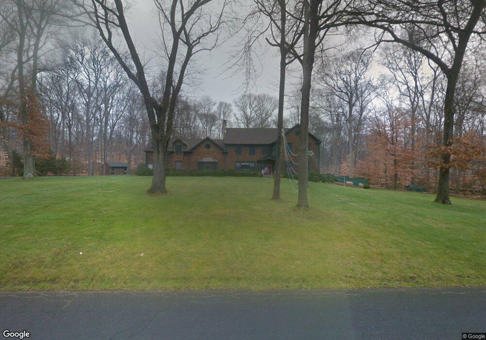 104 Pocconock Trail, New Canaan, CT 06840 - photo 1