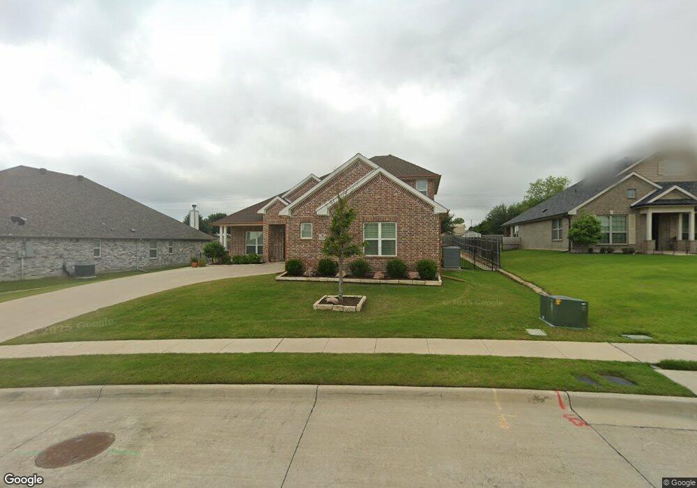 1054 Oak Knoll Dr, Burleson, TX 76028 - photo 1