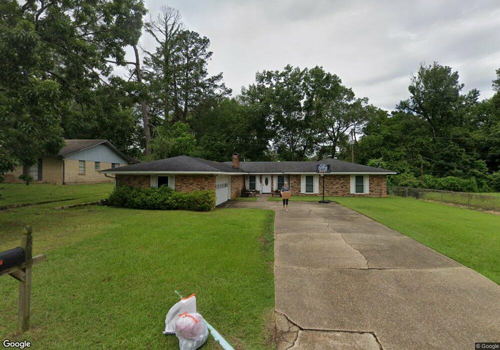 390 Highland Dr, Pineville, LA 71360 - photo 1
