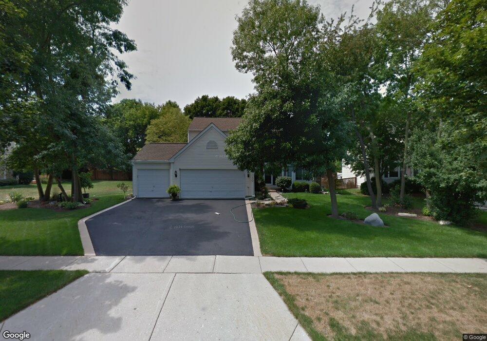 170 Lake Dr S, Algonquin, IL 60102 - photo 1