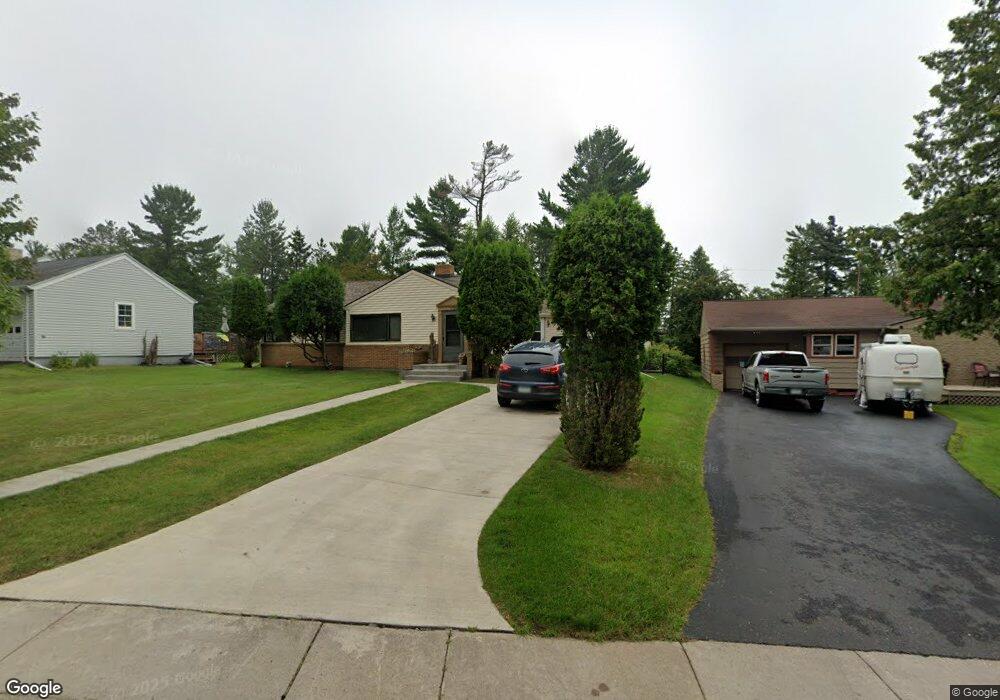 1720 Vermilion Rd, Duluth, MN 55803 - photo 1