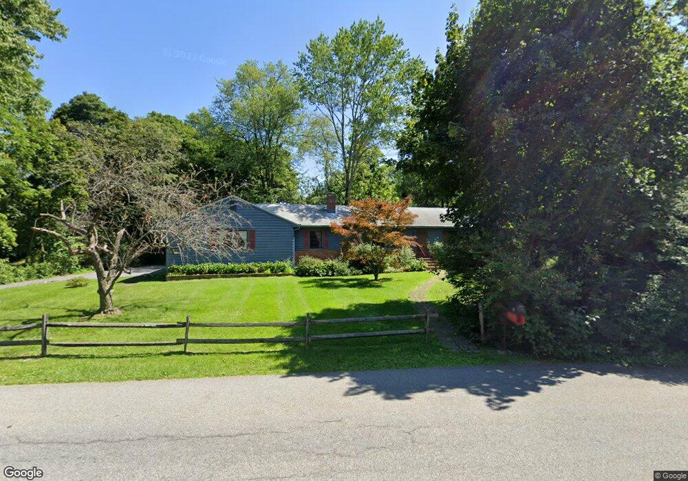 39 Stephanie Ln, Poughkeepsie, NY 12603 - photo 1