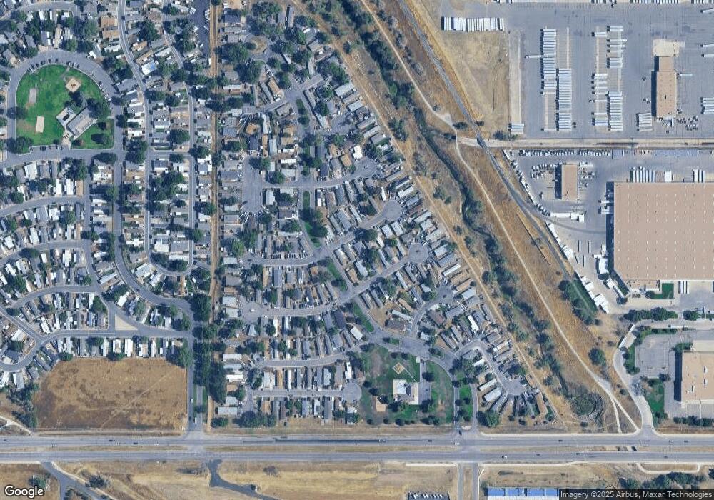 17528 E Buchanan Place, Aurora, CO 80011 - photo 1