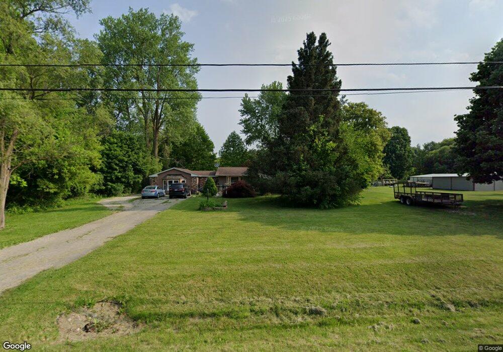 5457 Hubbard Dr, Flint, MI 48506 - photo 1