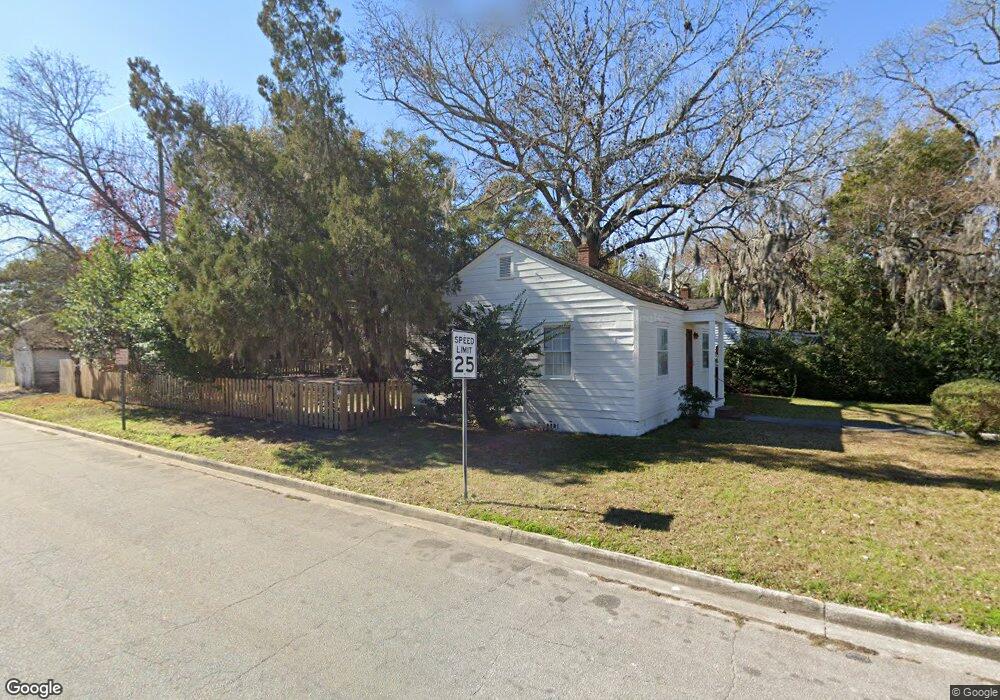 1229 E Park Ave, Savannah, GA 31404 - photo 1