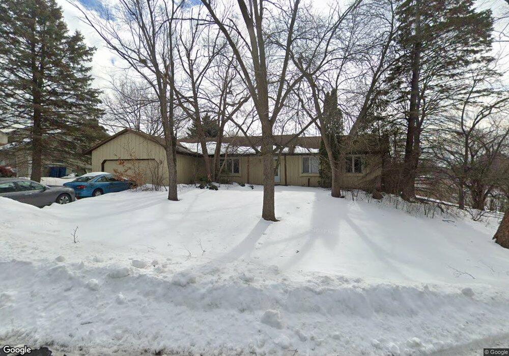 10041 Zinran Rd S, Bloomington, MN 55438 - photo 1