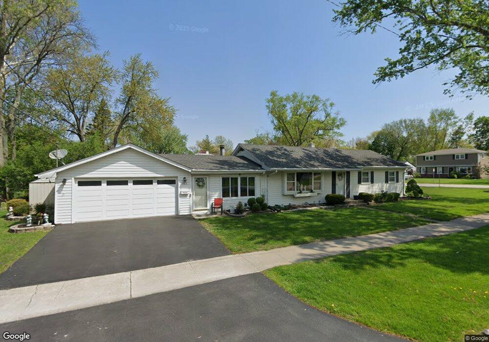 533 Dawes Ave, Wheaton, IL 60189 - photo 1