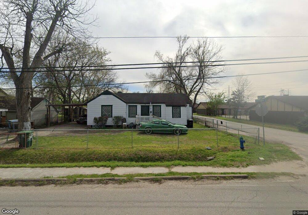 1916 Bennington St, Houston, TX 77093 - photo 1