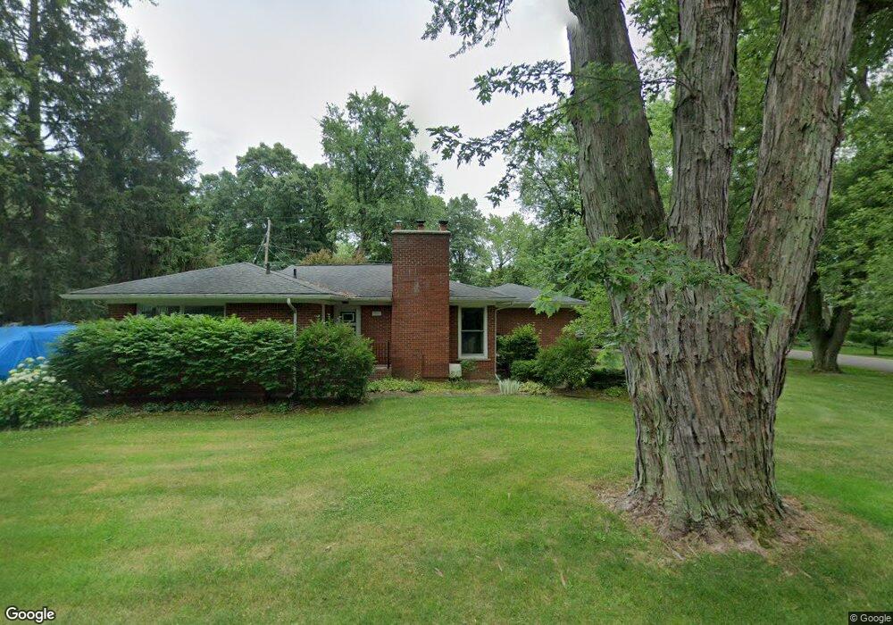 7391 Crestmore St, West Bloomfield, MI 48323 - photo 1