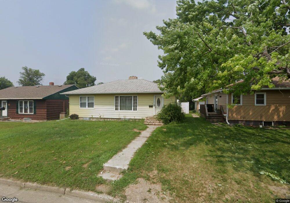 419 13th St NE, Jamestown, ND 58401 - photo 1