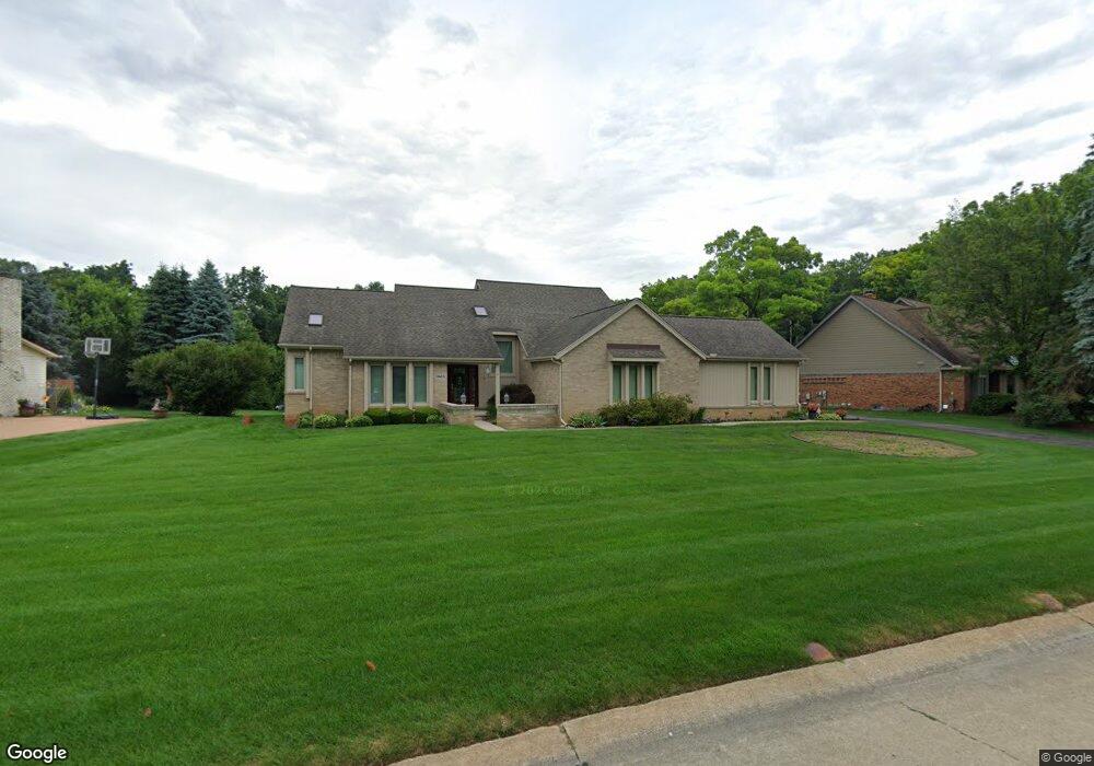 3663 Elder Rd S, West Bloomfield, MI 48324 - photo 1