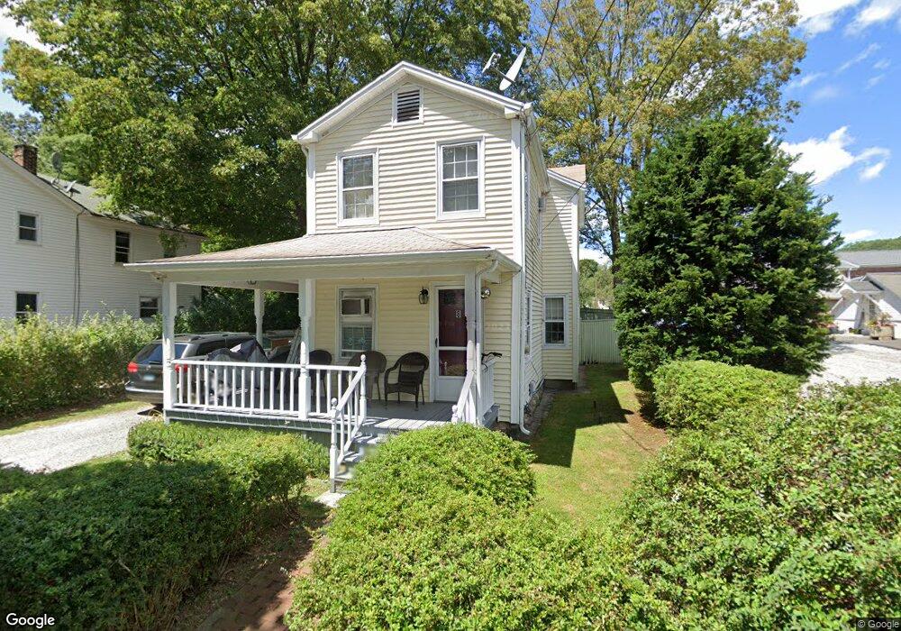 8 Park Ln, Ridgefield, CT 06877 - photo 1