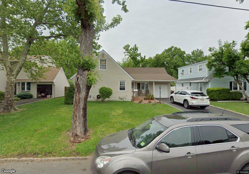 348 West Ln, Clark, NJ 07066 - photo 1