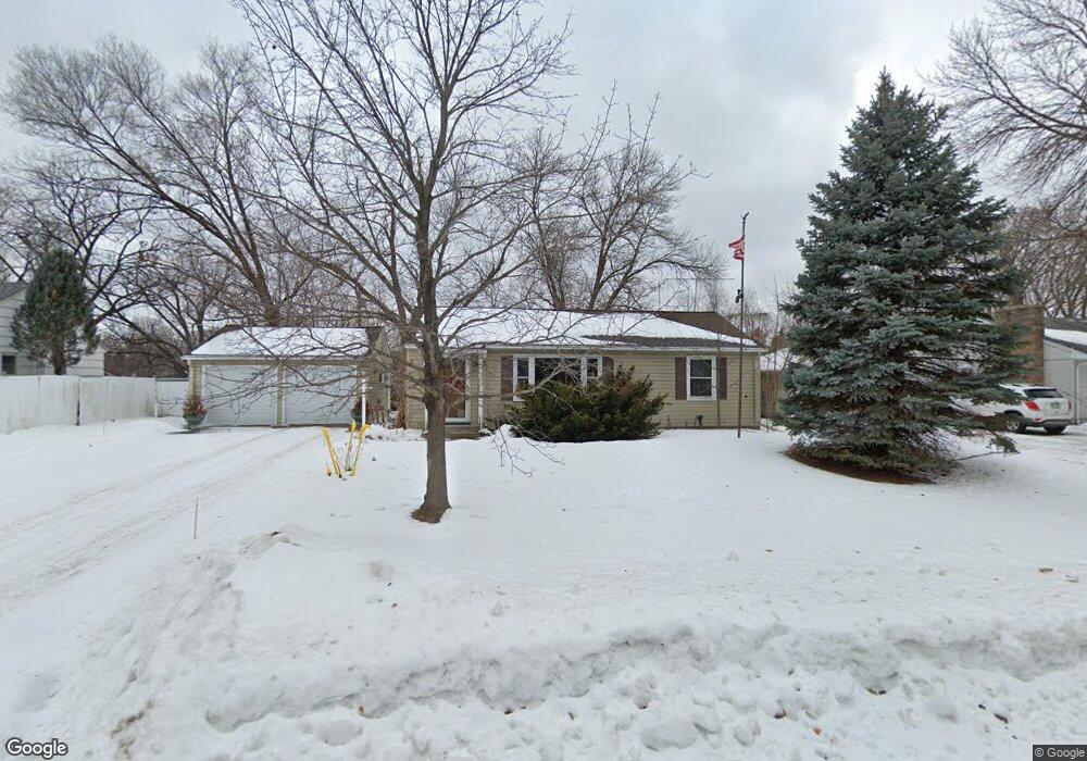 8438 Colfax Ave S, Bloomington, MN 55420 - photo 1