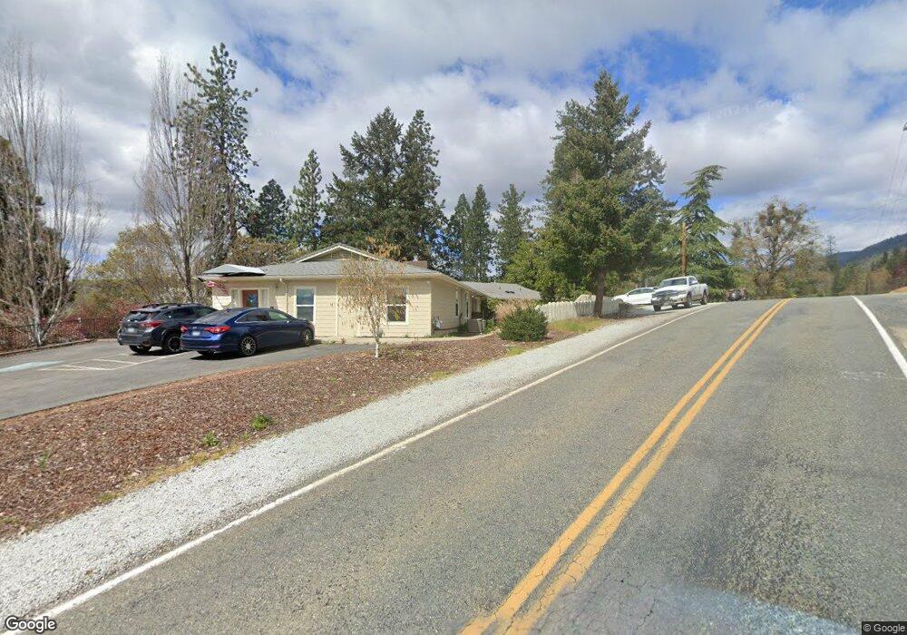 1504 NE 9th St, Grants Pass, OR 97526 - photo 1