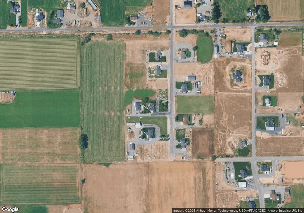 687 N 350 E, Genola, UT 84655 - photo 1