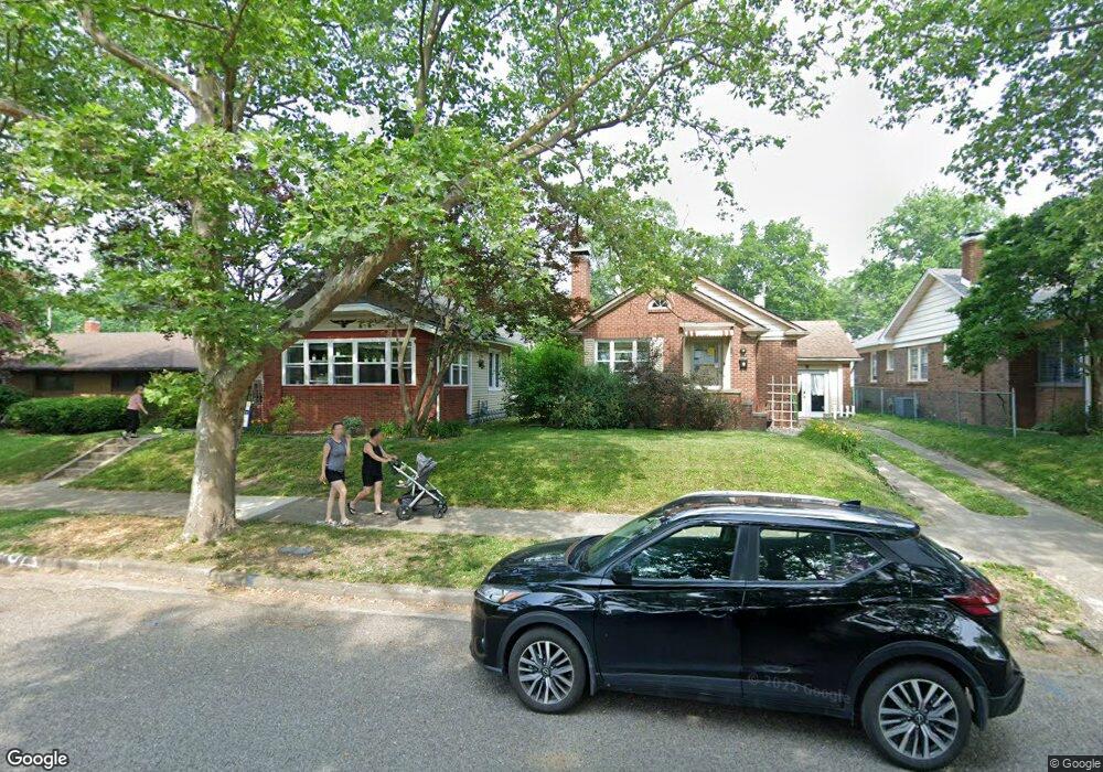 226 S 22nd St, Terre Haute, IN 47803 - photo 1