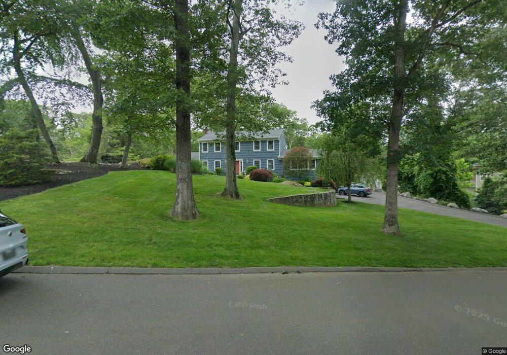 239 Dundee Rd, Stamford, CT 06903 - photo 1