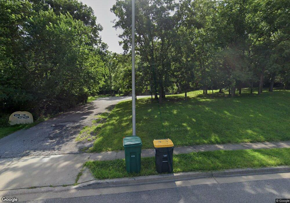 6451 Pflumm Rd, Shawnee, KS 66216 - photo 1