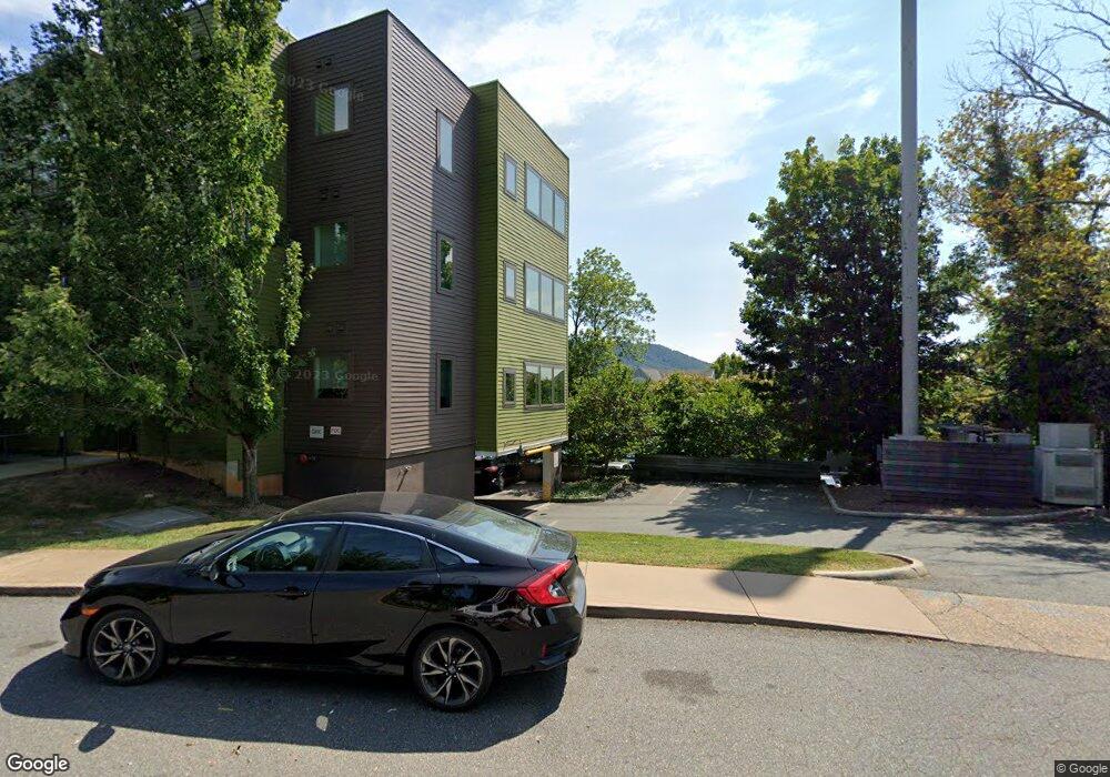 1606 Monticello Ave unit F, Charlottesville, VA 22902 - photo 1
