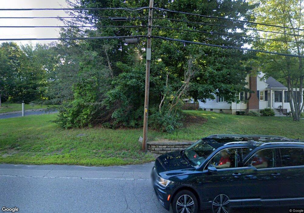 34 Logging Hill Rd, Bow, NH 03304 - photo 1