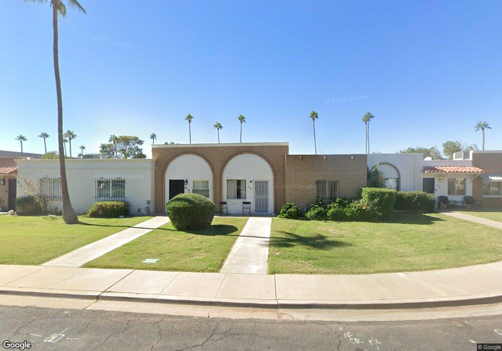 616 N Pioneer Cir, Mesa, AZ 85203 - photo 1