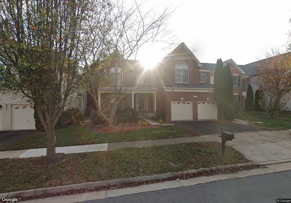 42473 Unicorn Dr, Chantilly, VA 20152 - photo 1